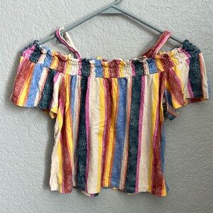 5/$25 Art class off the shoulder retro top